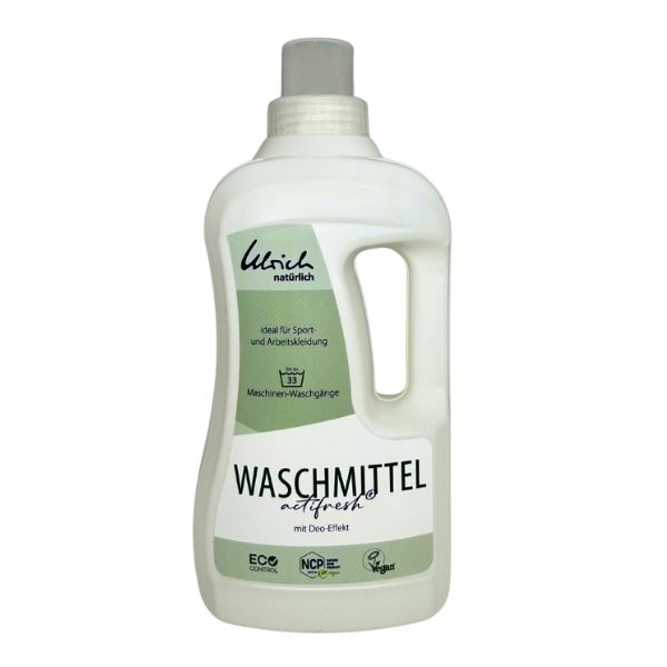Eine Waschmittelflasche in grün-grau-Tönen mit der Schrift ideal für Sport- und Arbeitskleidung