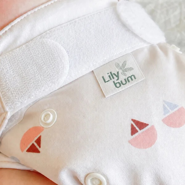 Lilybum Überhose Größe 2 (6-16 kg) – Bild 2